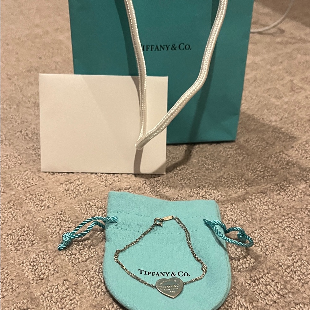 Tiffany & Co. Silver Heart Charm Bracelet with Blue Pouch